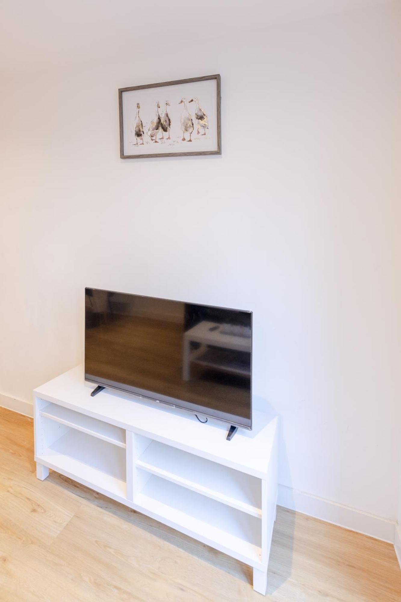 Apartment Warm 2 Bedroom 15 Min Walk To Etihad Stadium And Center Manchester